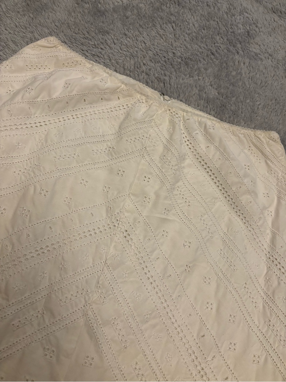 Vintage Y2K Abercrombie & Fitch White Eyelet Lace Midi Skirt - Picture 2 of 7